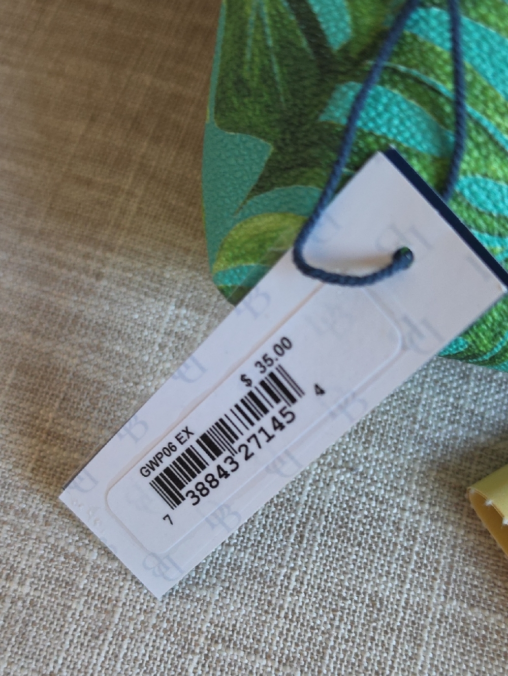 Dooney & Bourke Small Cosmetic Makeup Case. Monstera Palm Print, Green. - Picture 3 of 10